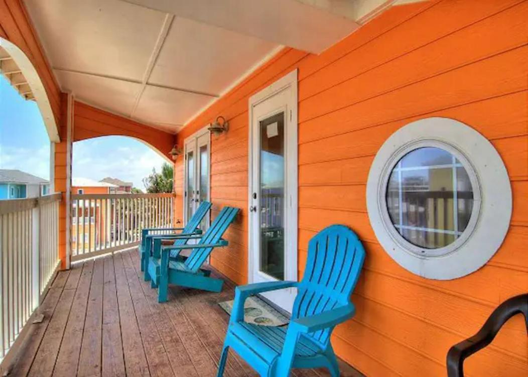 7 Bedroom Home Steps To The Beach With 4 Patios And Pool! Sleeps 20 Port Aransas Exteriér fotografie