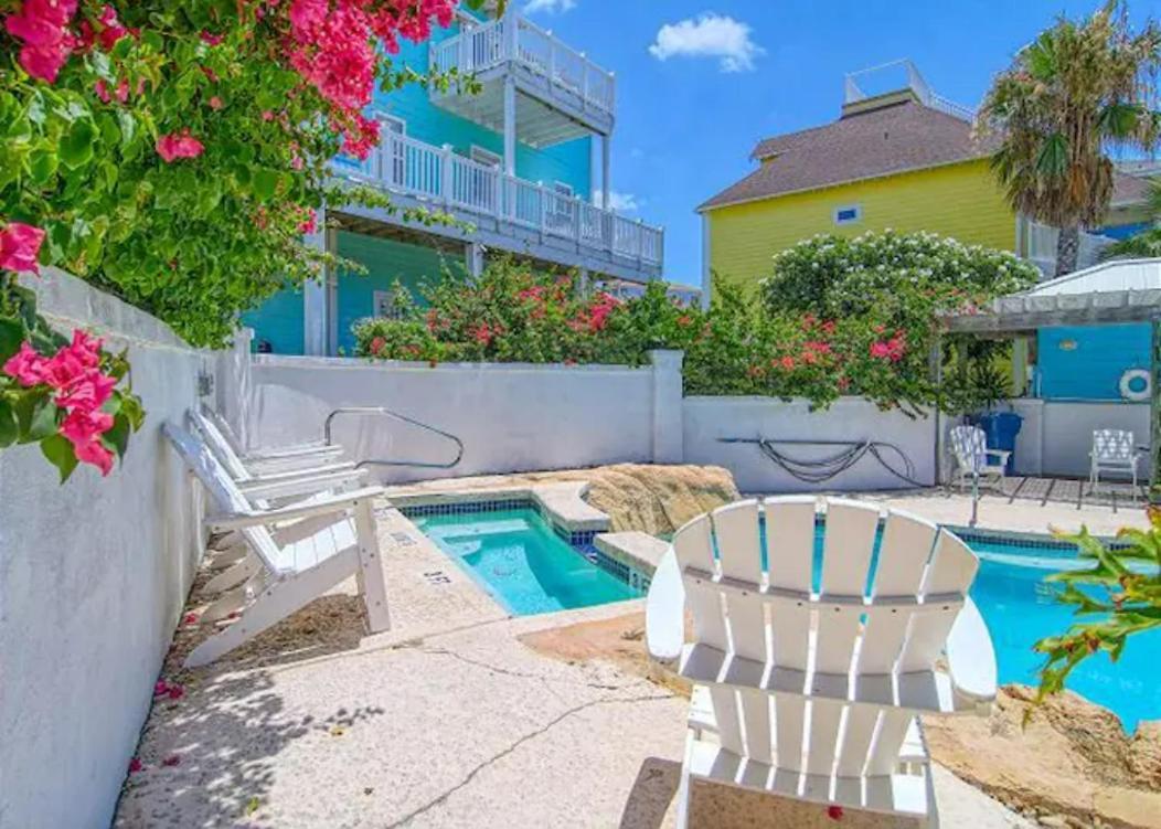 7 Bedroom Home Steps To The Beach With 4 Patios And Pool! Sleeps 20 Port Aransas Exteriér fotografie