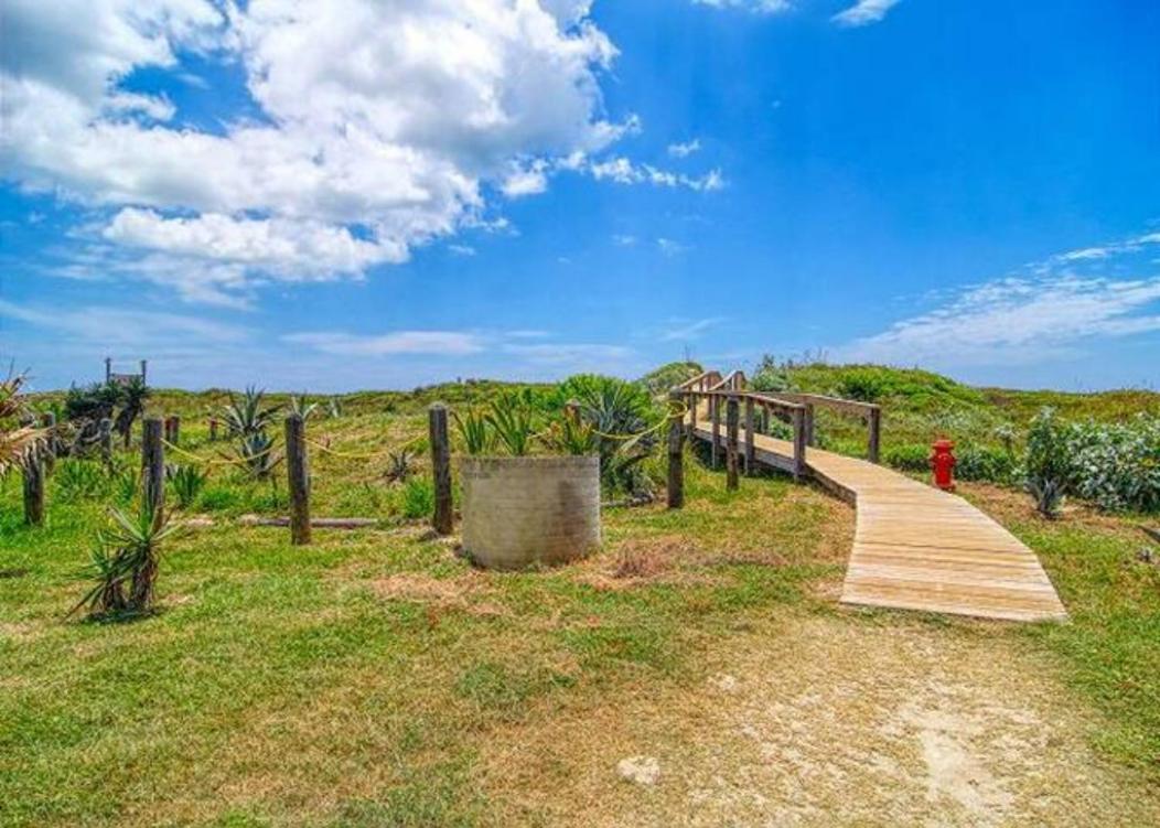 7 Bedroom Home Steps To The Beach With 4 Patios And Pool! Sleeps 20 Port Aransas Exteriér fotografie